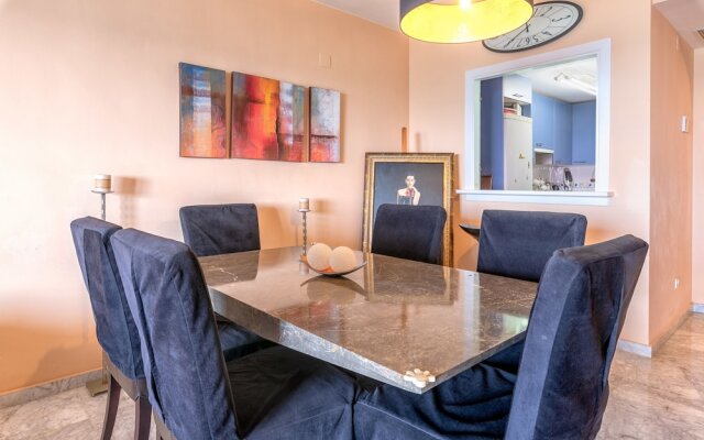 Costa Quebrada - Beachfront 3BR Apartment With Huge Terrace & Sea Views
