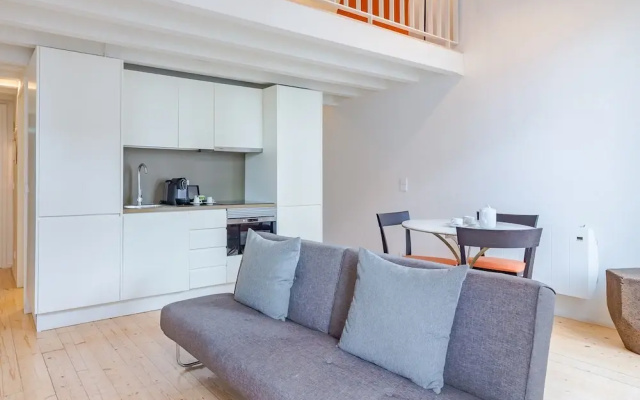 Charming Porto Apartment in Prime Location
