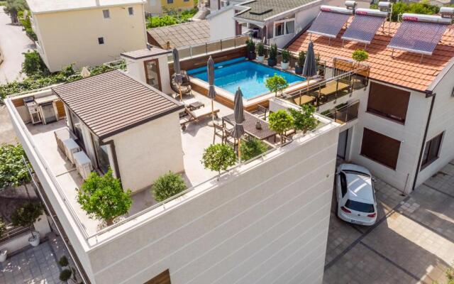 Apartments Davor