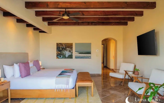 Stunning Ocean Views, Private Pool, & Seaside Golf