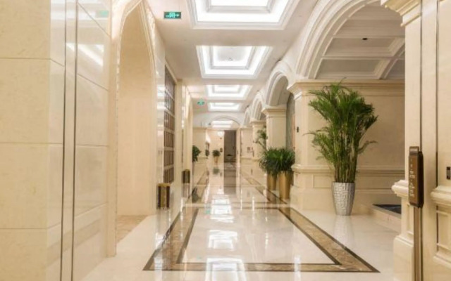Changzhou Taihuwan Grand Kingtown Hotel