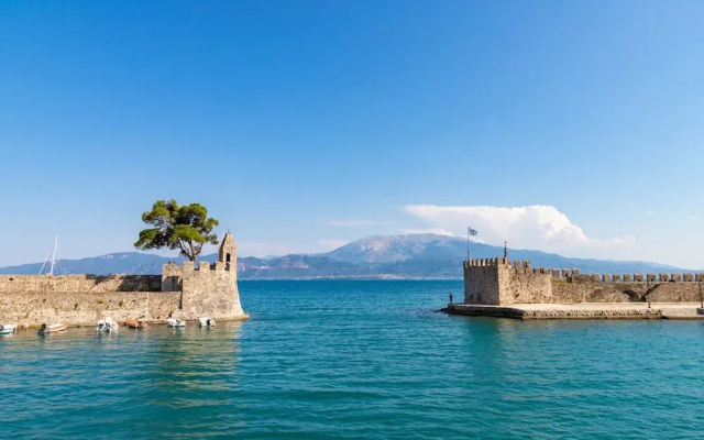 Nafpaktos Cozy Nest Homely Vibes Near the Beach