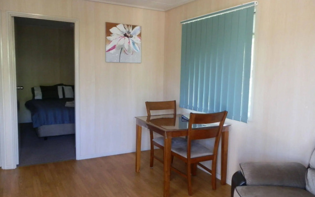 Pepper Tree Cabins