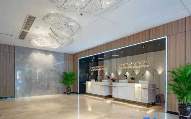 Manhattan Hotel Guilin North Railway Station Flagship Store