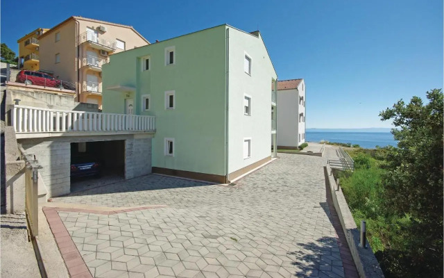 Holiday Apartment Krvavica 07