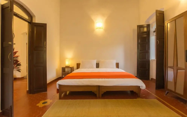 Salt by Hireavilla - 4BR w Heated Pool in Siolim