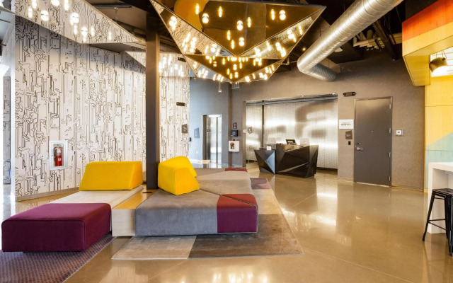 Aloft Austin Airport