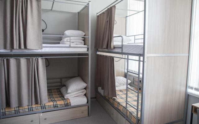 Hostel Apelsin