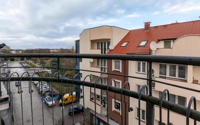 VacationClub - Armii Krajowej Apartament 10