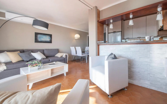 TH123-ApartmentCalaRomana