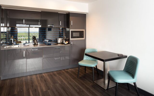 Roomzzz Chester City