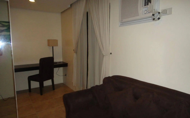 Premiere Citi Suites