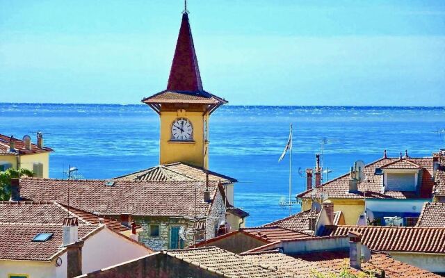 Riviera Standing Appartement La Couronne Premium, vue mer