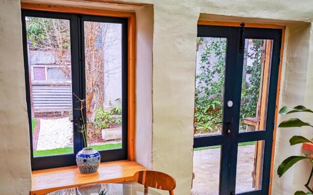 The Cabrio House- Unique CITY CENTER loft with Garden