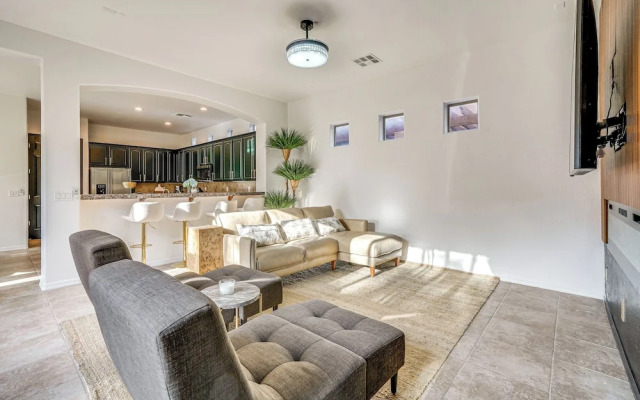 Pool Access & Private Patio: Litchfield Park Home!