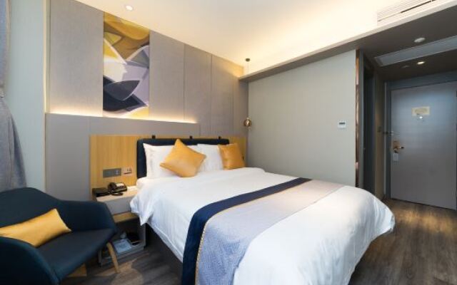 Homeinn Selected Hotel (Shenzhen Huaqiangbei Yannan Subway Entrance)