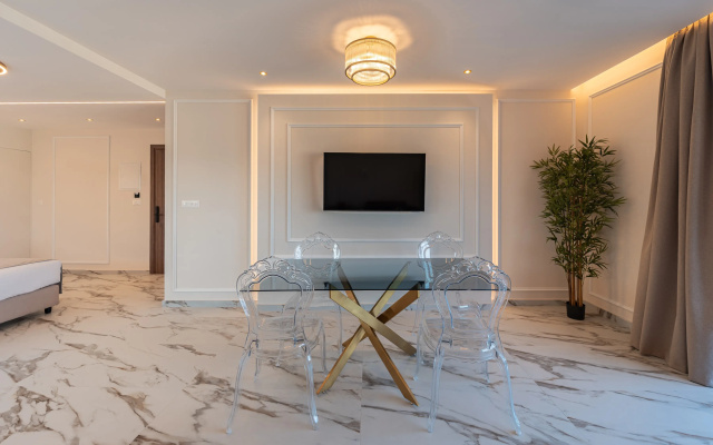 Philia Center Suites