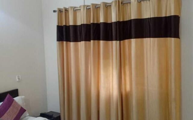 Hotel Golden Nest