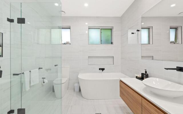 Seaview Cresent, 4