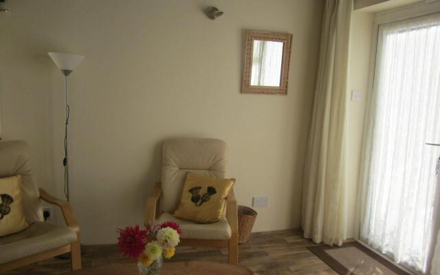 Kendoon Apartment
