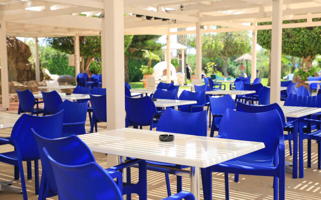 Papouis Protaras Hotel