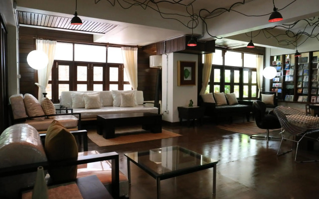 Kampaeng Ngam Hotel