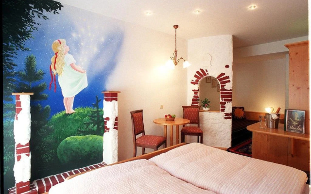 Märchenhotel Waldpension Nebelstein