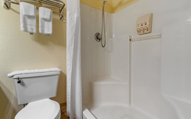 Quality Inn Bulls Gap