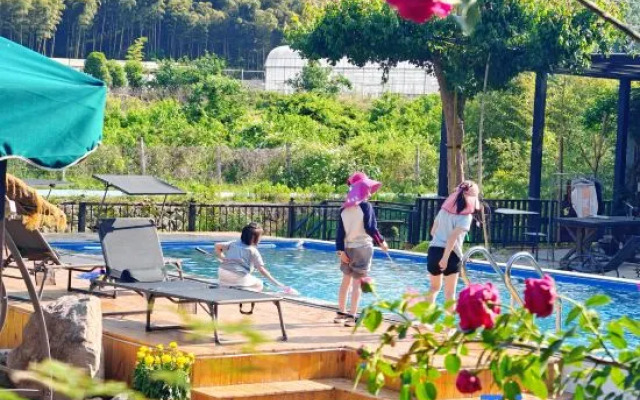 That Week Holiday Inn (Moganshan Bran）