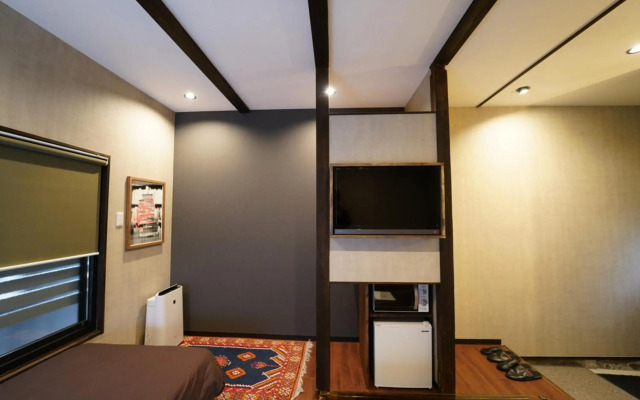 Traditional Apartment - Hostel