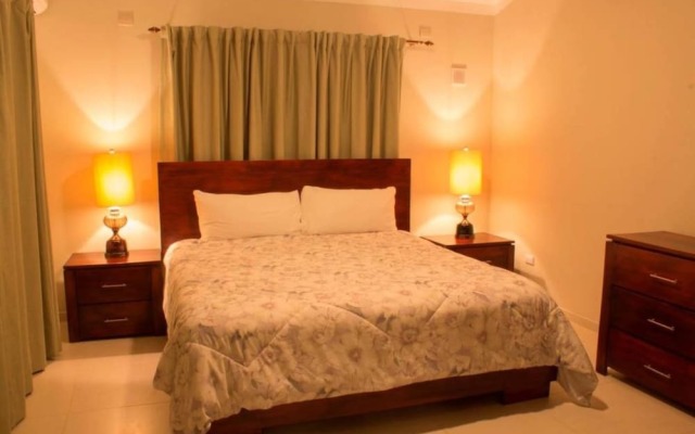 Villa With 4 Master Bedrooms w/ En-suite Bathrooms