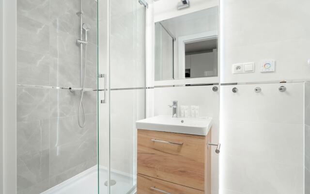 Studio in Poznan Center by Renters
