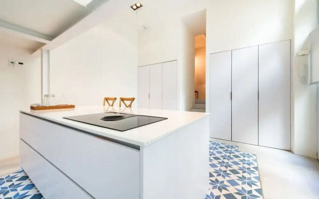 The Deauville Majestic 1 Bedroom in Chueca