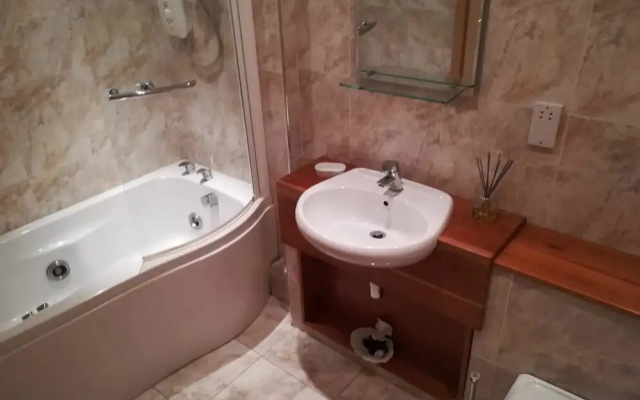 2 bedroom penthouse Cork city Fitton St