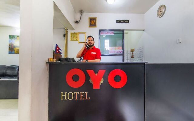 OYO 358 Hotel Rose Star