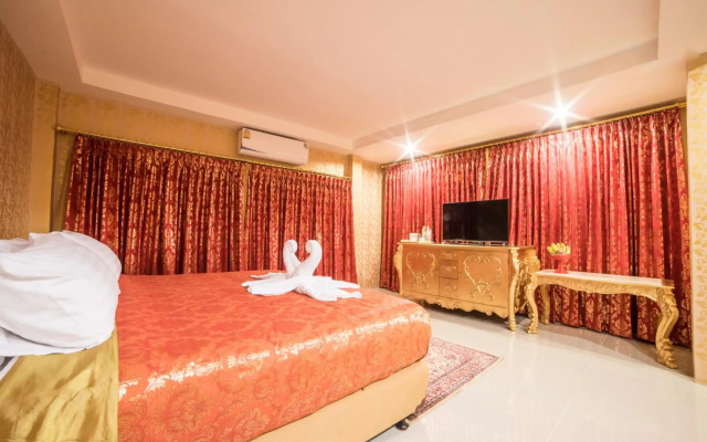 Nakaraj Princess Chiang Rai - Walking Street