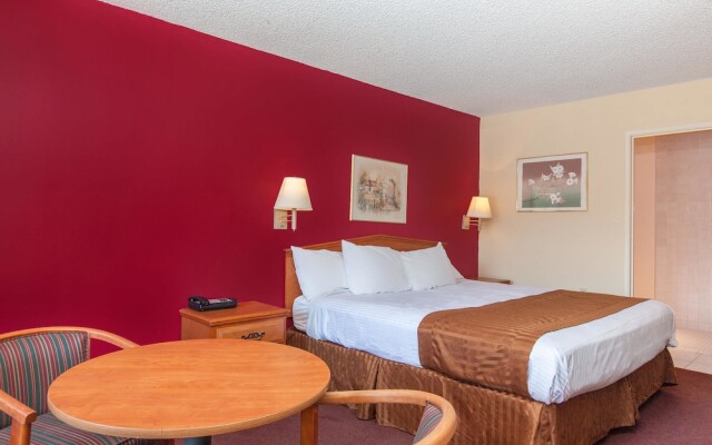 Ramada Limited Bakersfield Central