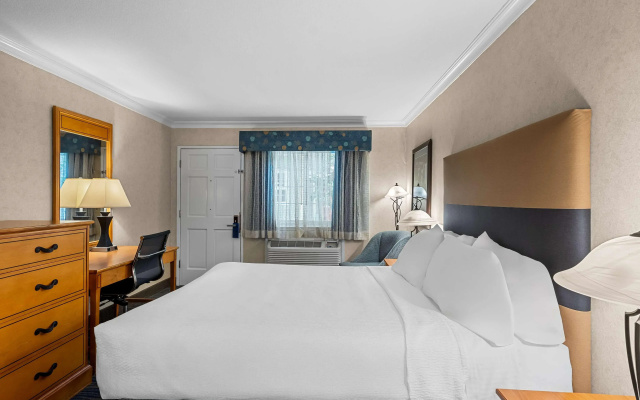 Best Western University Lodge