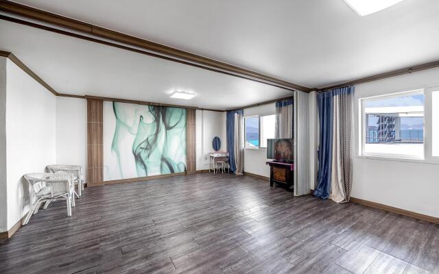 Yeosu Kumegreen Pension