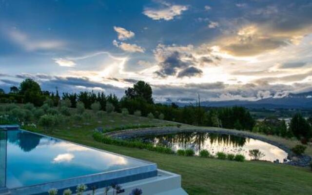 Windhover Villa