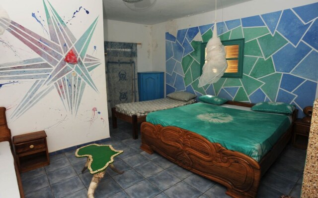 Hotel Mimosa - Hostel