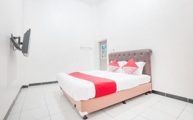 OYO 262 Ian Jk Hotel