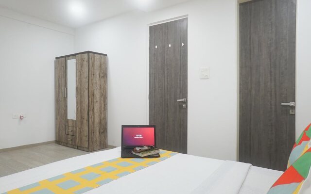 OYO 18437 Home Scenic 3BHK Villa Lonavala Lake