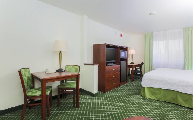 Fairfield Inn by Marriott Visalia Sequoia