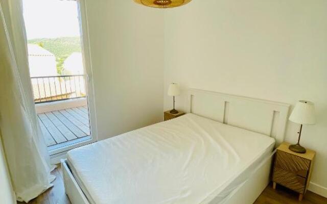 Suberbe T2 avec vue mer et piscine