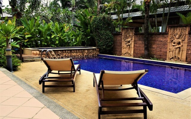 House With 3 Bedrooms in Rawai, With Private Pool, Enclosed Garden and