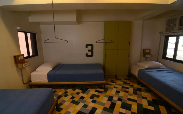 Spot On Junction Hostel