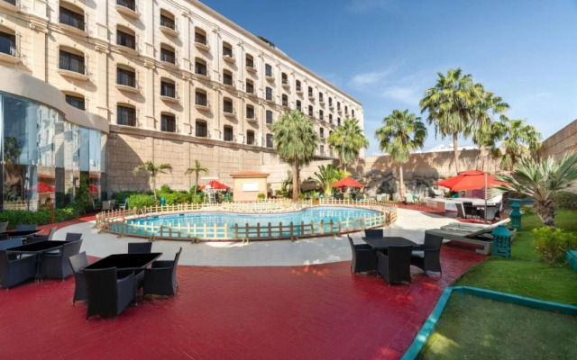 Отель Move Inn Jeddah