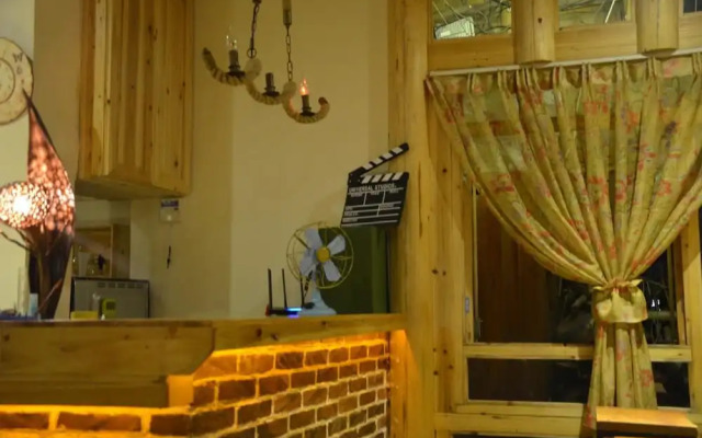 Zhaoxing Ruyuan Family Inn