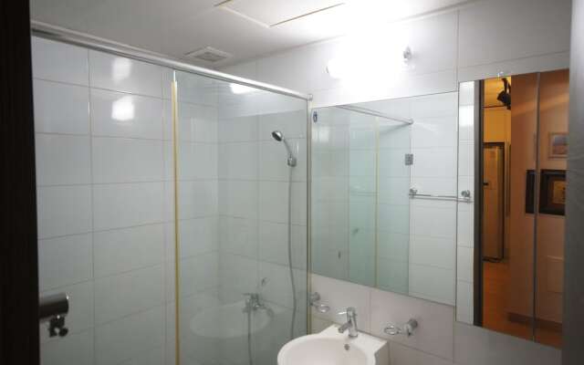 The New Joy House Gongdeok